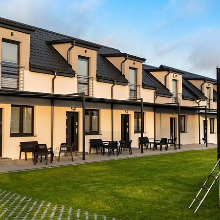 Spokojne Miejsce - Domki - Apartamenty Nad Morzem Slawoszynko Kültér fotó